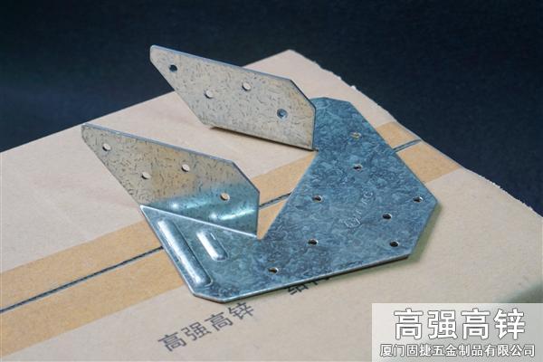 輕鋼連接件-颶風(fēng)卡件-菱形連接件-抗風(fēng)構(gòu)件-龍骨與橫梁連接件-木屋金屬連接件